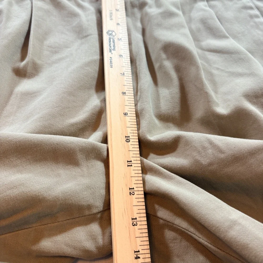 Dockers Chinos Mens 36x31 Khaki Tan Classic Fit Pleated No Wrinkle Cotton Pants